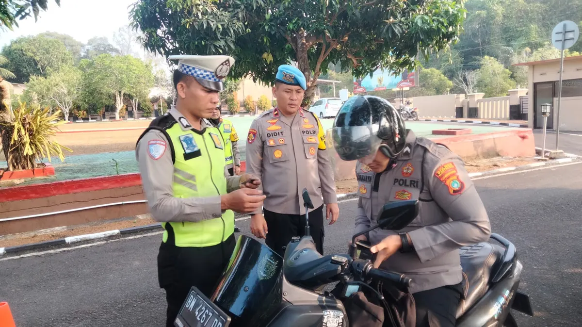 Propam dan Sat Lantas Polres Basel Gelar Pemeriksaan Kendaraan Personel